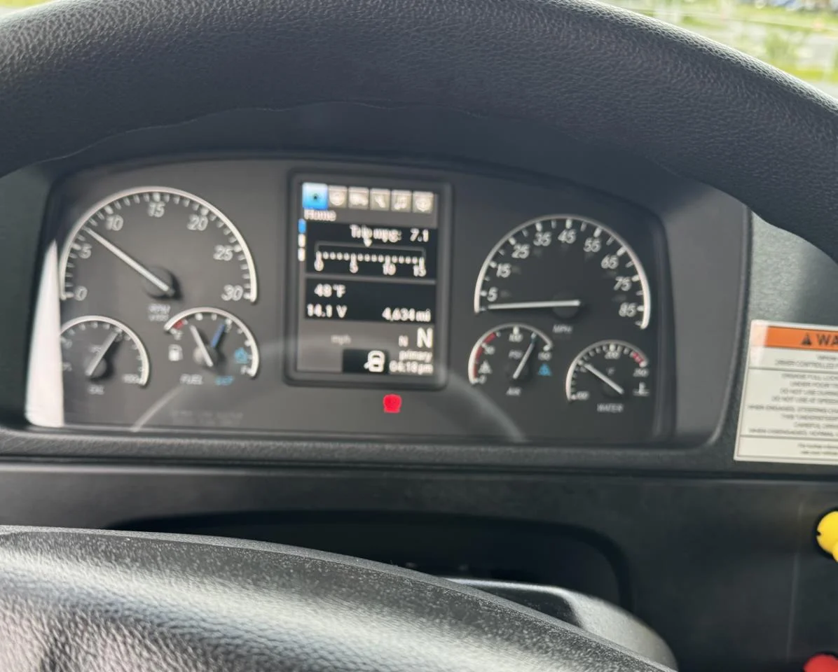 2026 Freightliner M2 106 - image 6