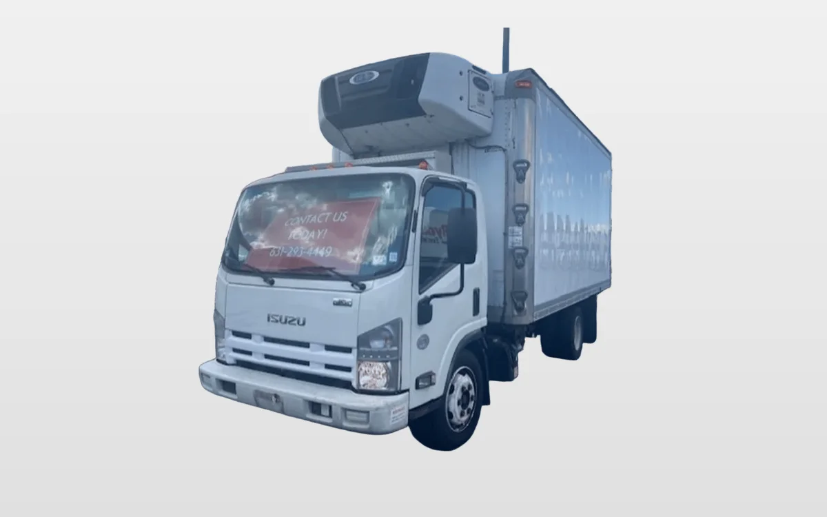 2017 Isuzu NRR - image 1