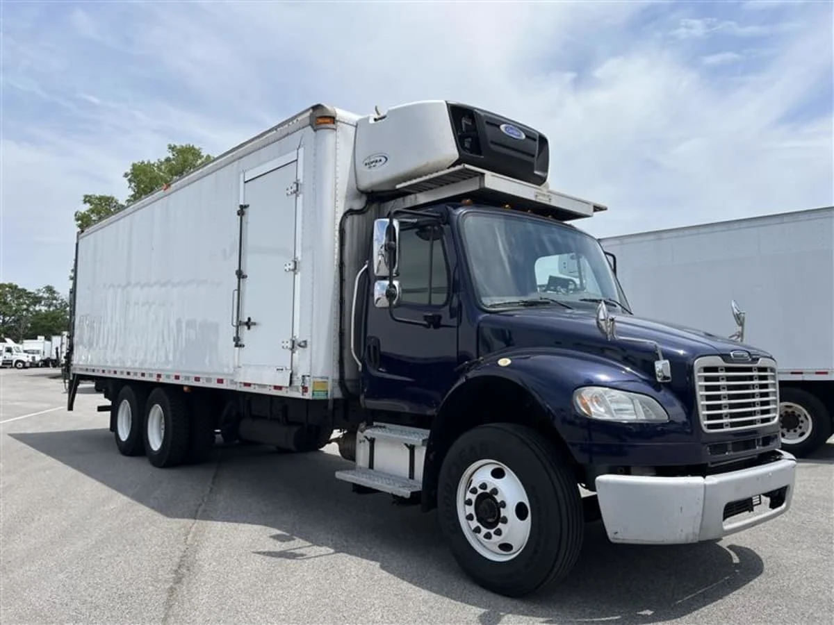 2019 Freightliner M2 106 in Beltsville, MD — photo 3