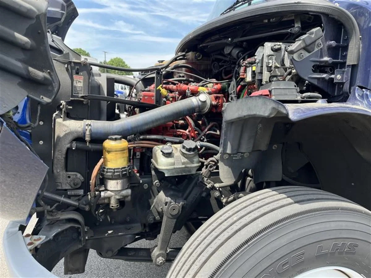 2019 Freightliner M2 106 in Beltsville, MD — photo 10
