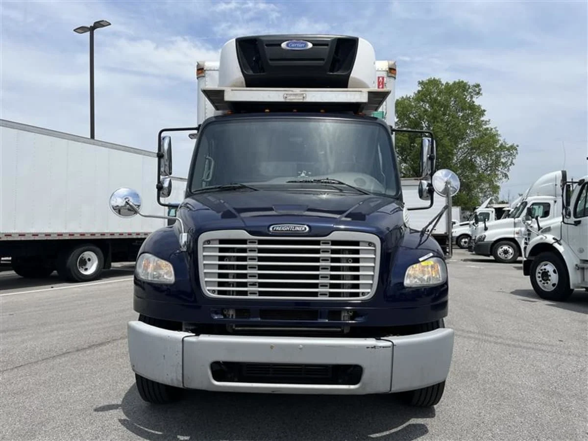 2019 Freightliner M2 106 in Beltsville, MD — photo 2