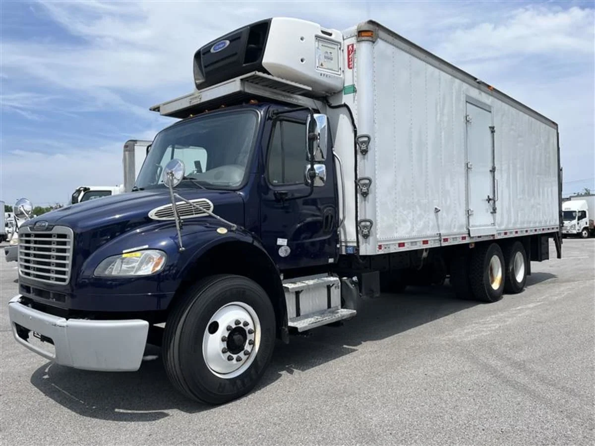 2019 Freightliner M2 106