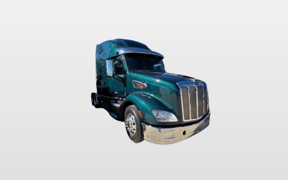2022 PETERBILT 579 - image 1