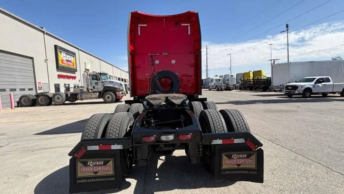 2024 Peterbilt 579 - image 7