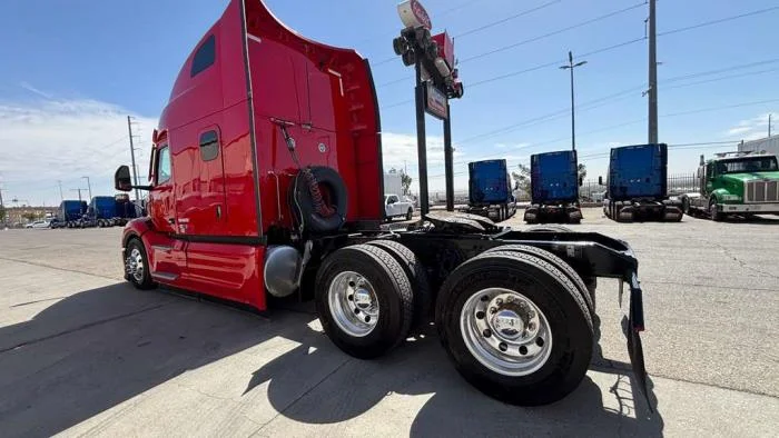 2024 Peterbilt 579 - image 8