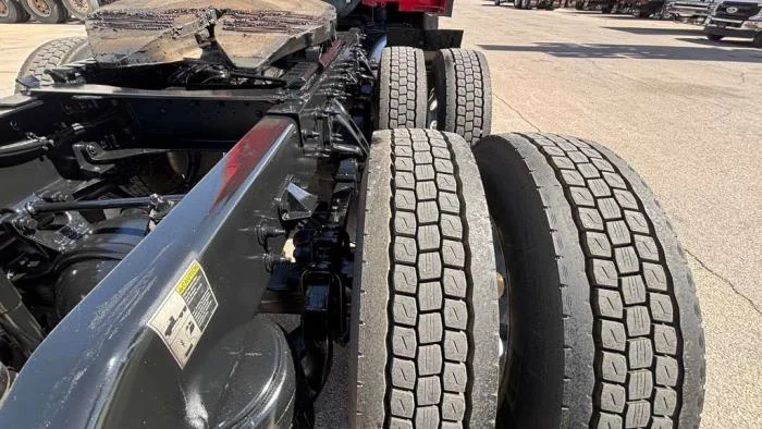 2024 Peterbilt 579 - image 10