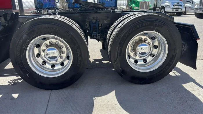 2024 Peterbilt 579 - image 14