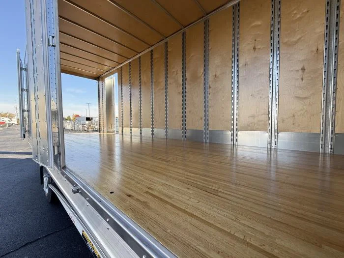 2026 Isuzu FTR - image 15