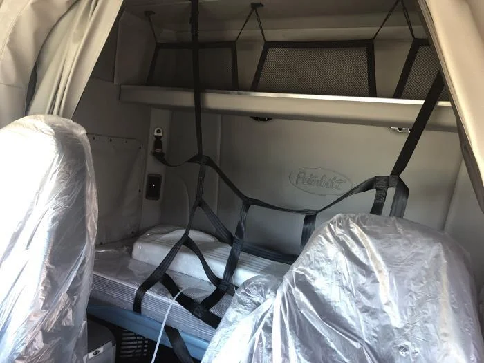 2024 Peterbilt 579 - image 4