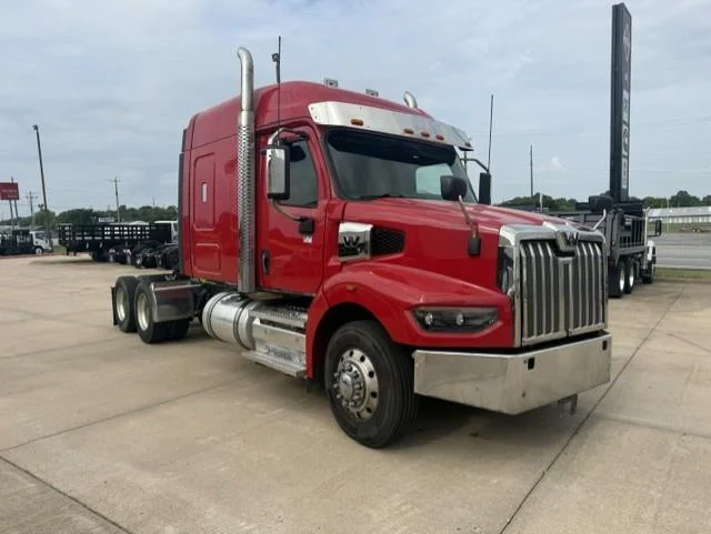 2024 Western Star 4900 — photo 12