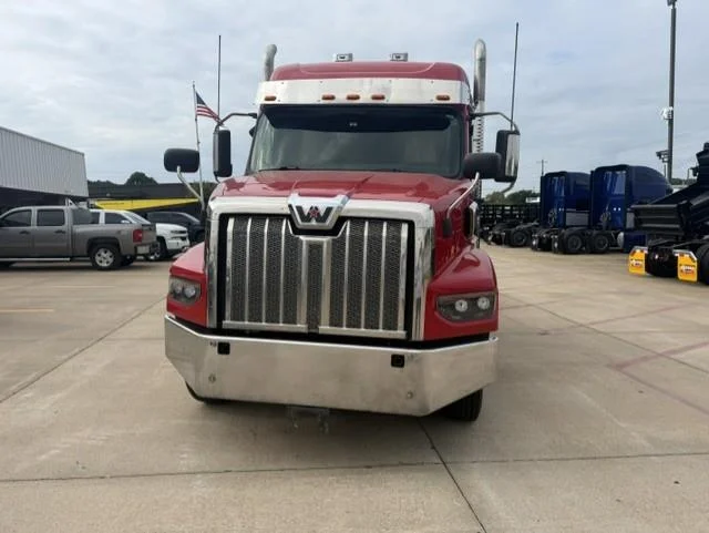 2024 Western Star 4900 — photo 5
