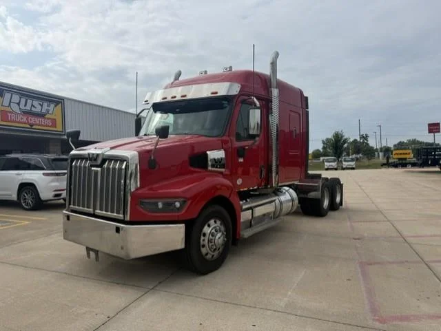 2024 Western Star 4900 — photo 11