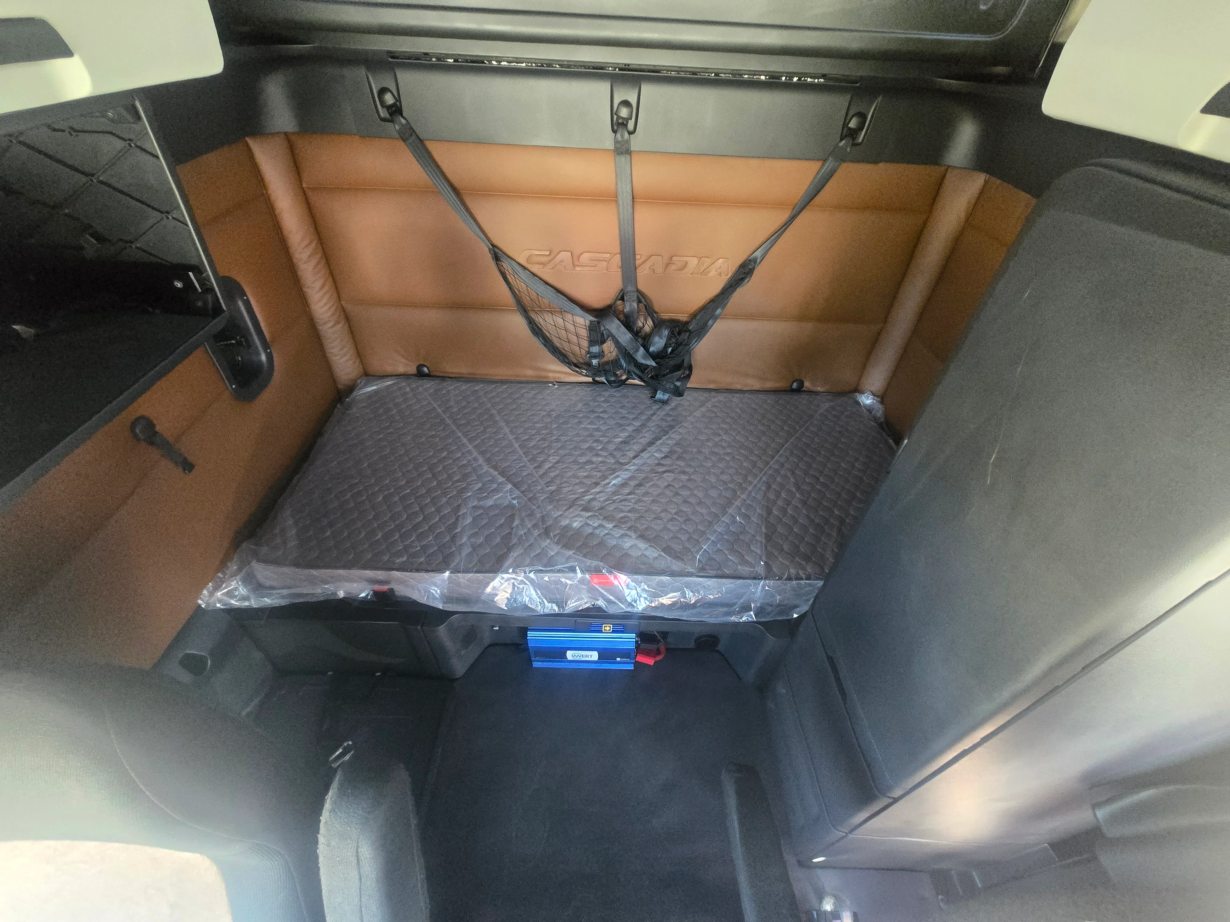 2021 Freightliner Cascadia in Fresno, CA — photo 13