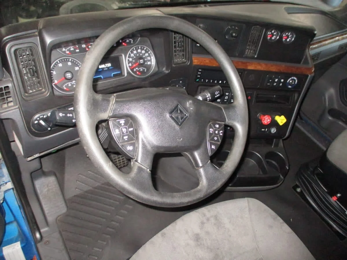 2021 International LT in Commerce City, CO — photo 7