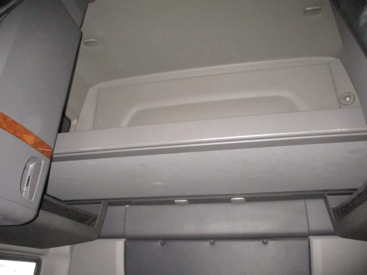 2021 International LT in Commerce City, CO — photo 14