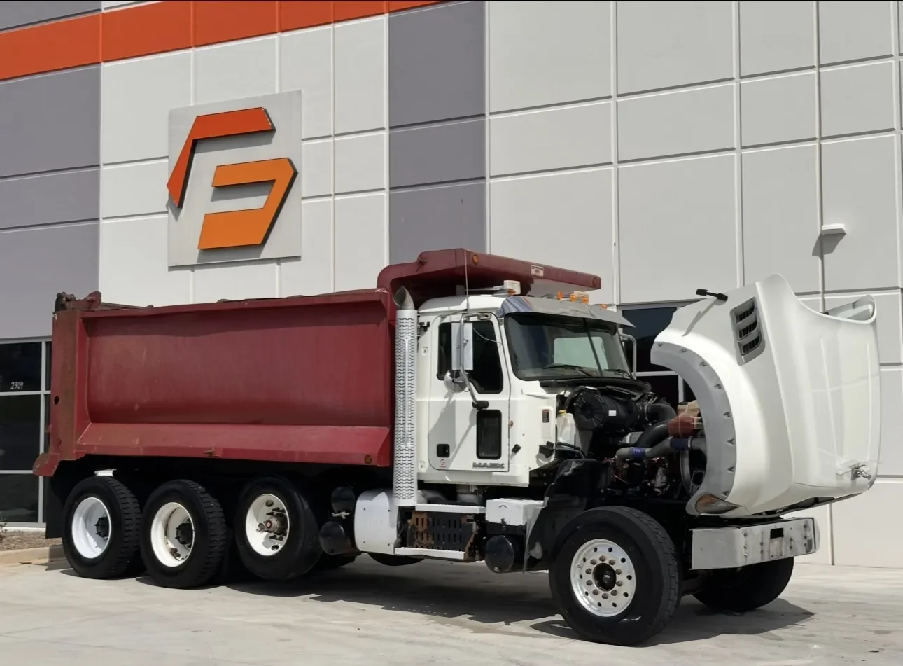 2015 Mack Granite in Greer, SC — photo 10