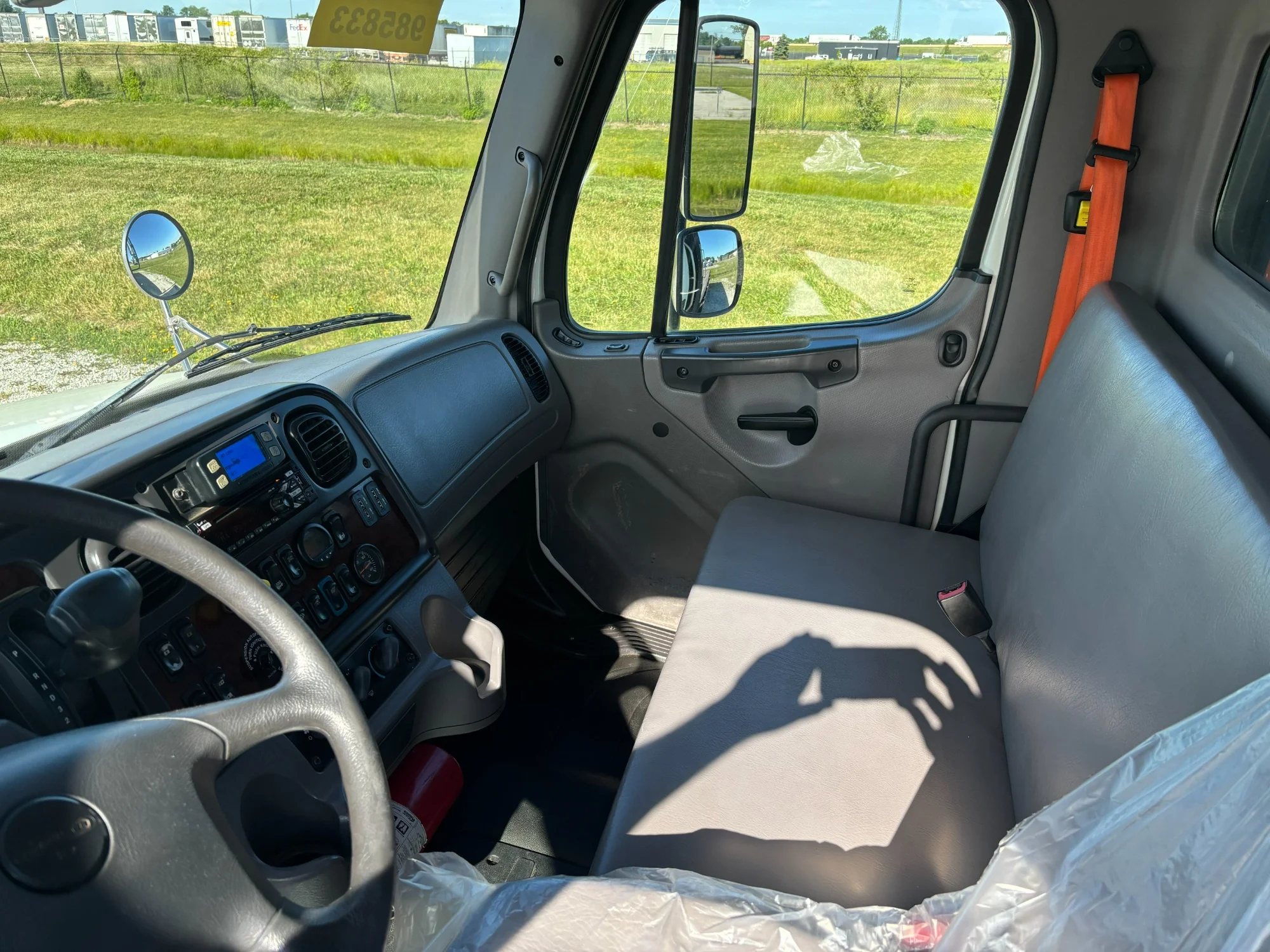 2019 Freightliner M2 106 in Fort Wayne, IN — photo 4
