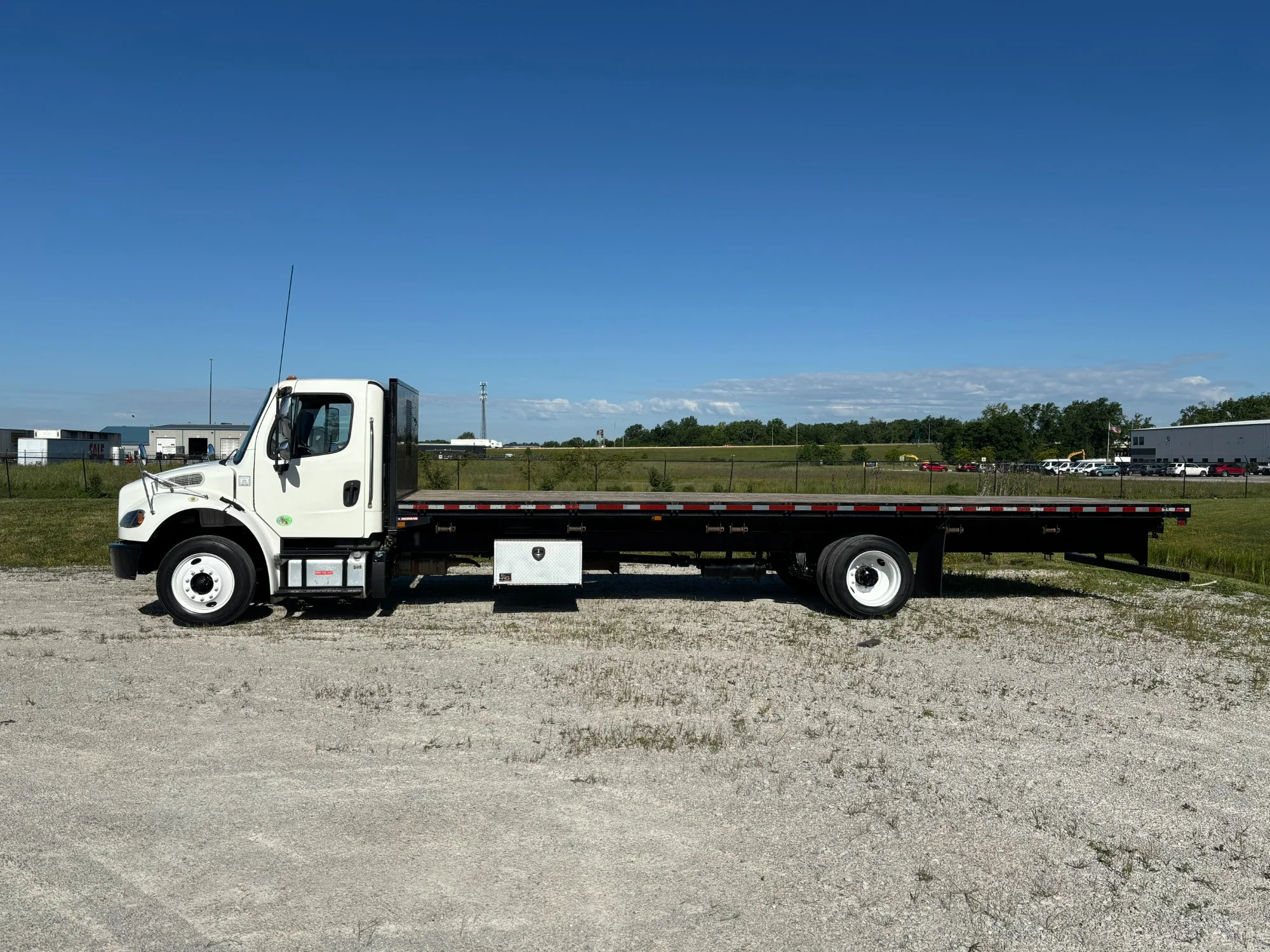 2019 Freightliner M2 106 in Fort Wayne, IN — photo 6