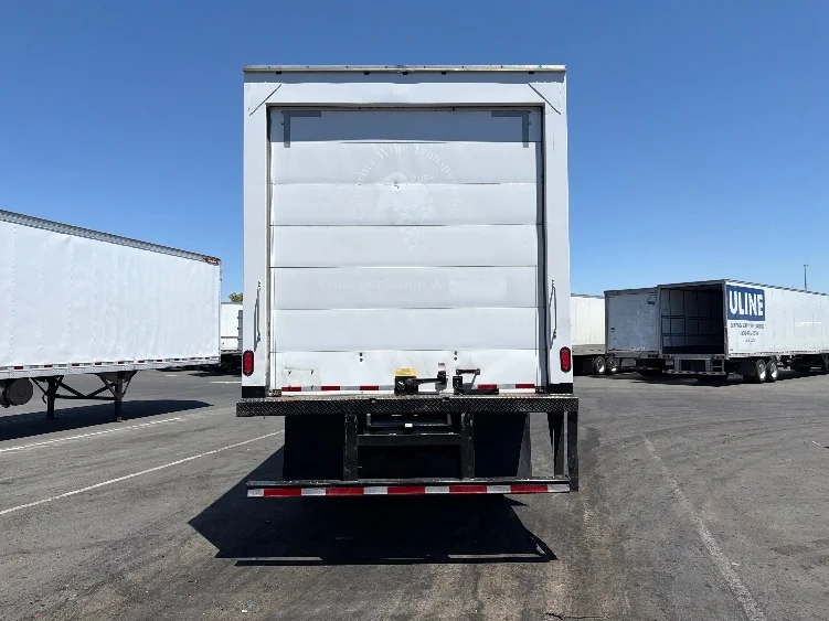 2018 Hino 338 in West Sacramento, CA — photo 7