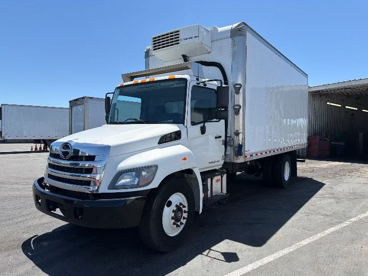 2018 Hino 338 in West Sacramento, CA — photo 3