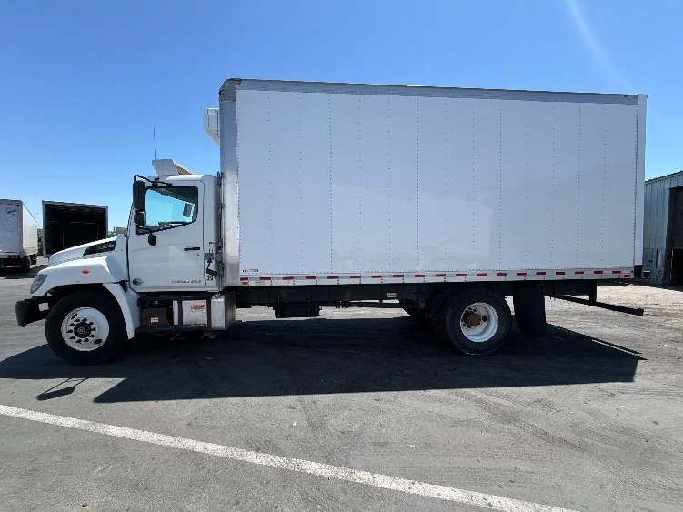 2018 Hino 338 in West Sacramento, CA — photo 4