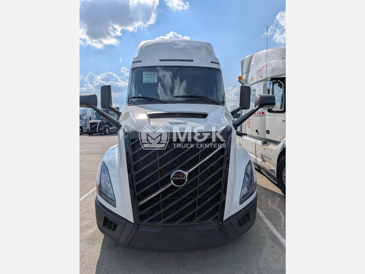 2026 Volvo VNL 860 in Flint, MI