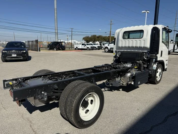 2026 Isuzu NPR - image 6