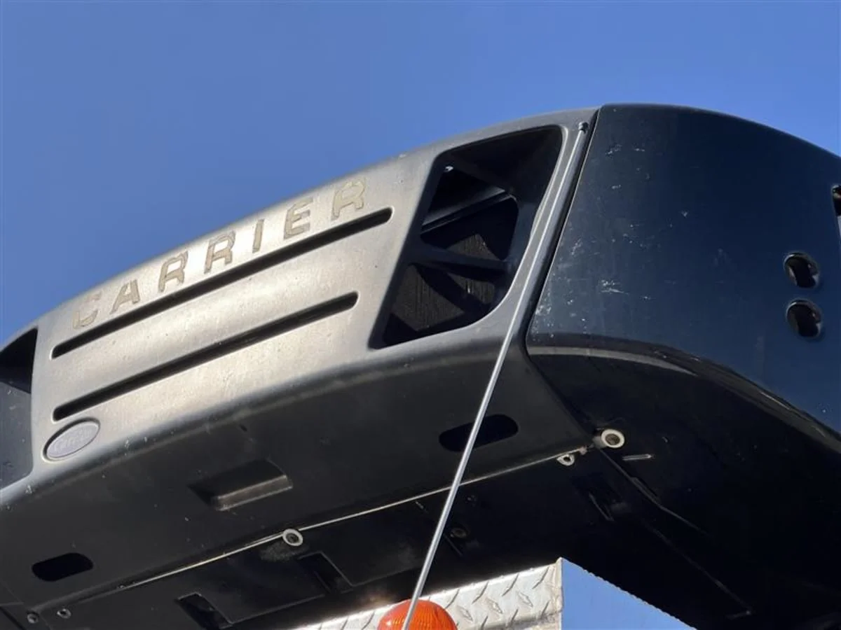 2012 Isuzu NQR - image 7