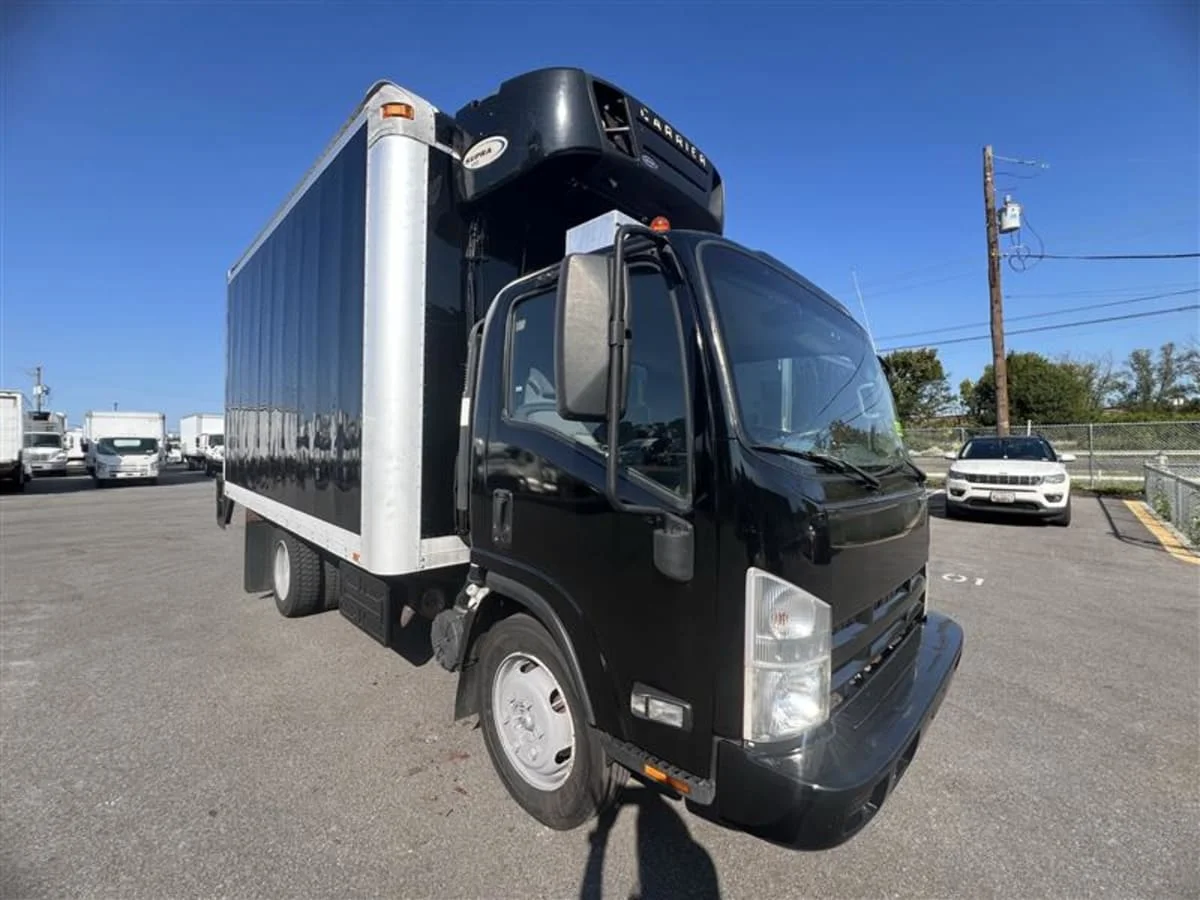2012 Isuzu NQR in Beltsville, MD — photo 3