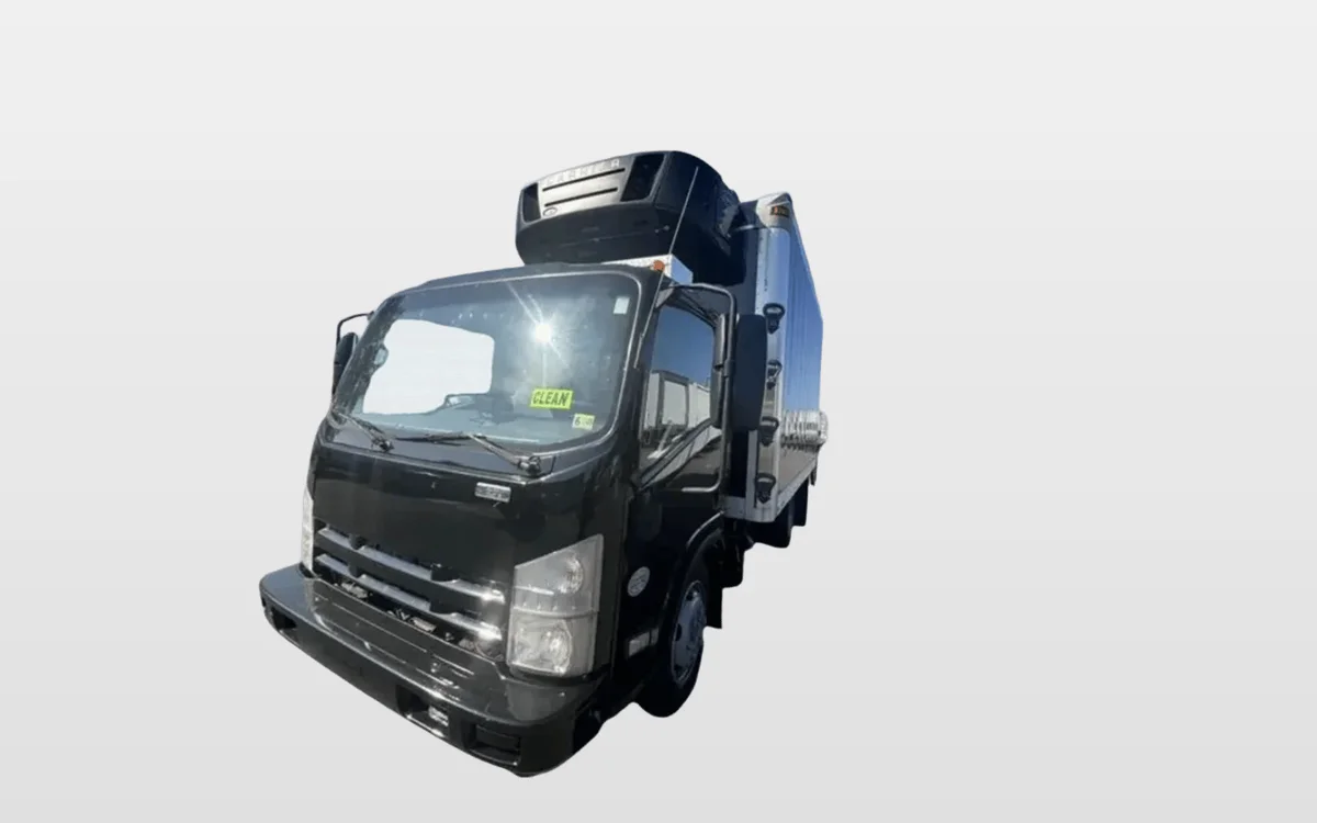 2012 Isuzu NQR - image 1